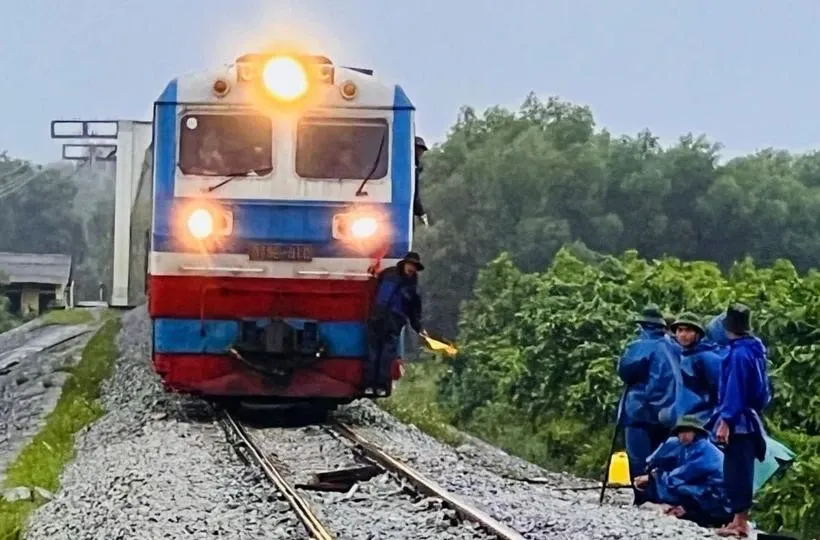 Illustrative photo duong-tau.JPG