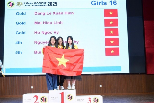 The Vietnamese Girls U16 team win gold of the ASEAN+ Age Groups Chess Championships 2025. (Photo courtesy of Vietnam Chess Federation) chess.jpg
