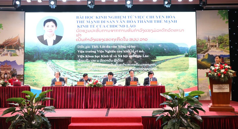 A seminar in Ninh Binh brings together Vietnamese and Lao experts to share experience and strategies on developing heritage-based economies. (Photo: VNA) vna-potal-hoi-thao-quoc-te-phat-trien-kinh-te-di-san-kinh-nghiem-cua-viet-nam-va-lao-8177906.jpg