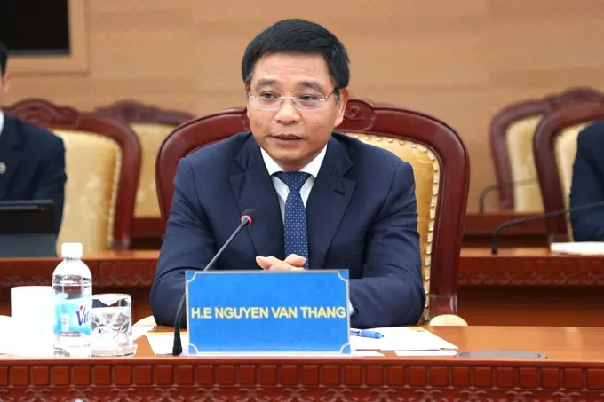 Minister of Finance Nguyen Van Thang thang.jpg
