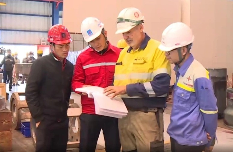 Decree No. 219/2025/ND-CP includes new regulations on issuing work permits for foreign workers in Vietnam (Illustrative photo: baochinhphu.vn) foreign-workers.jpg