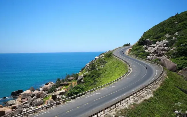 Up to now, 1,397 km of coastal roads are completed and put into operation. 16-4242-271.jpg