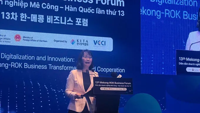 Vice Chairwoman of the Ho Chi Minh City People's Committee Tran Thi Dieu Thuy speaks at the forum thuy.jpg