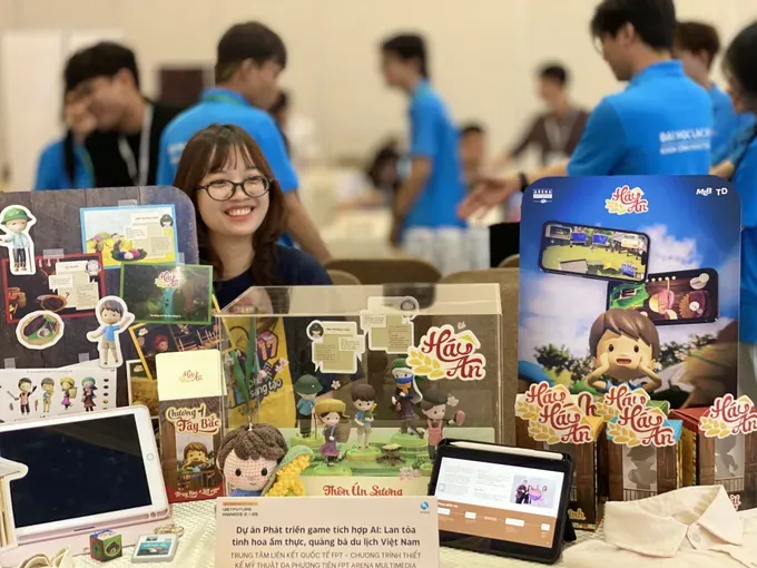 Creative startup projects from universities and colleges in Ho Chi Minh City are displayed at the event tempimageoldb2y-7017-9391.jpg