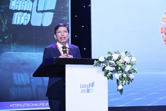 Deputy Director Nguyen Huu Yen of the Ho Chi Chi Minh City Department of Science and Technology speaks at the event yen.jpg