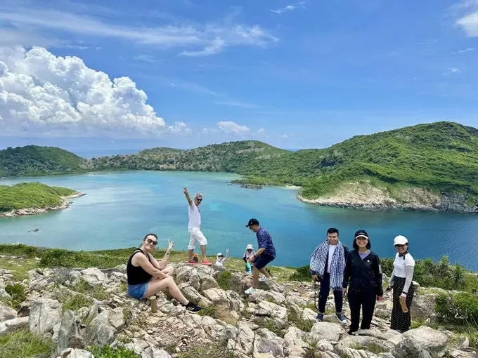 Tourists enjoy green tourism experiences in Con Dao con-dao.jpg