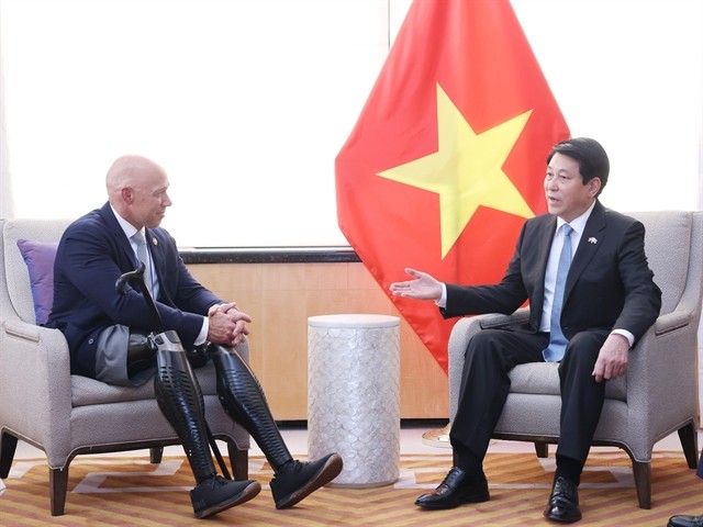 State President Luong Cuong meets with US Senator Chris Coons. (Photo: VNA) cuong.jpg