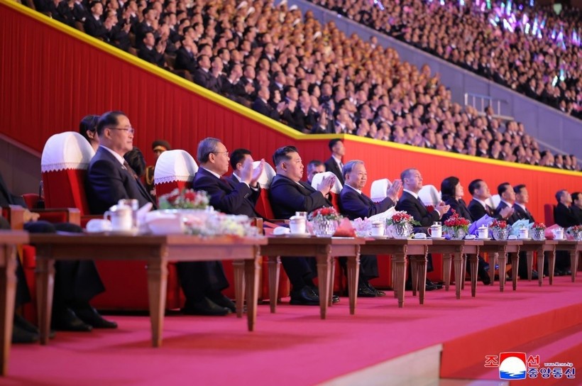 General Secretary of the Workers' Party of Korea and President of the State Affairs Kim Jong Un and other leaders attend an art performance to celebrate the 80th founding anniversary of the Workers' Party of Korea at the Rungrado 1st of May Stadium in Pyongyang on the evening of October 9. (Photo: KCNA) to-lam.jpg