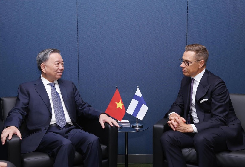 Party General Secretary To Lam (L) meets President of Finland Alexander Stubb in September 2024 (Photo: VNA) to-lam-1.jpg