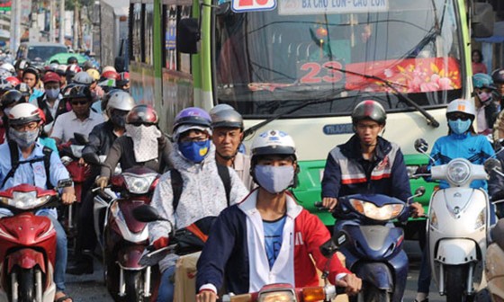 Citizens suffer 35- 38 degrees Celsius temperature. (Photo:SGGP)