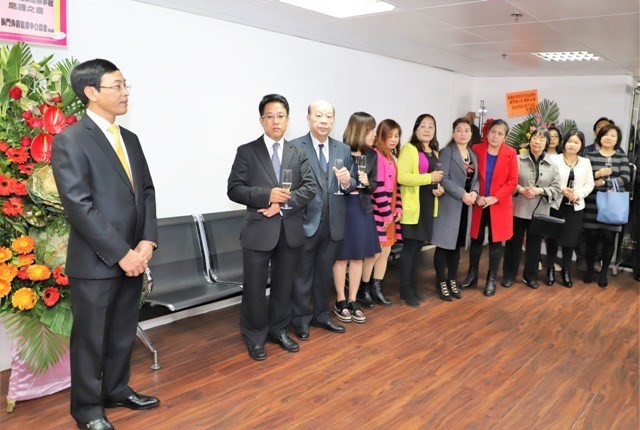 Vietnamese Consul General in Hong Kong and MacauTran Thanh Huan speaks at the opening ceremony (Source: VNA)