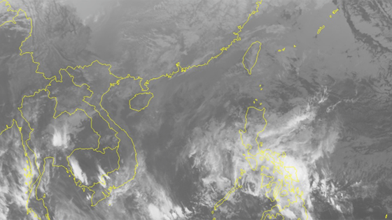 A  cold front is moving from the north to south 