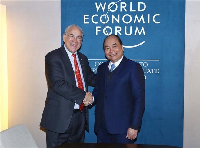 Prime Minister meets with foreign leaders in Davos ảnh 3