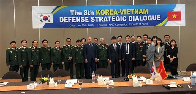 Participants at the dialogue (Photo: VNA)