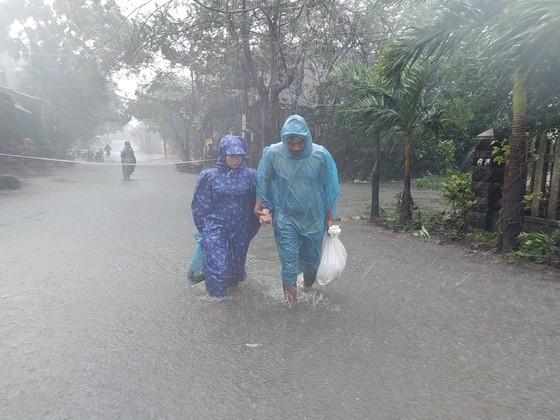 Central region proactively copes with double floods ảnh 9 Central region proactively copes with double floods ảnh 9