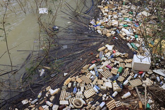 Vietnam loses over 8.5 percent of GDP every year due to air, water source pollution