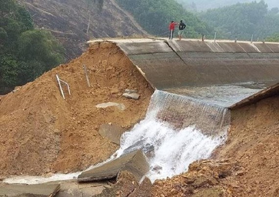 Water scarcity after breakdown incident of irrigation system in Thanh Hoa