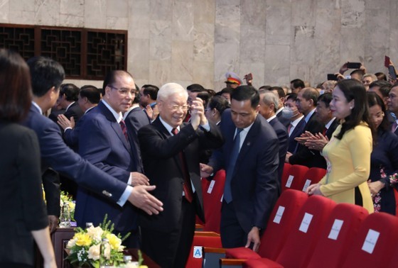 Ceremony held to mark 60th founding anniversary of Vietnam-Laos diplomatic ties ảnh 10 Ceremony held to mark 60th founding anniversary of Vietnam-Laos diplomatic ties ảnh 10