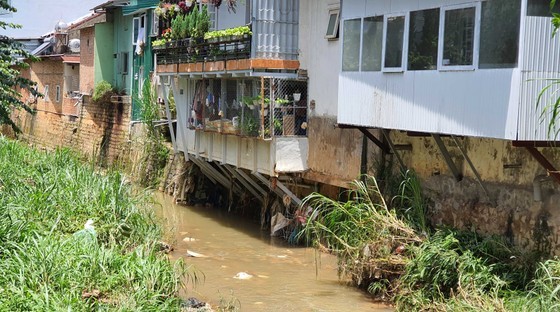 Da Lat reviews stream encroachments after recent rain-triggered flooding ảnh 2 Da Lat reviews stream encroachments after recent rain-triggered flooding ảnh 2