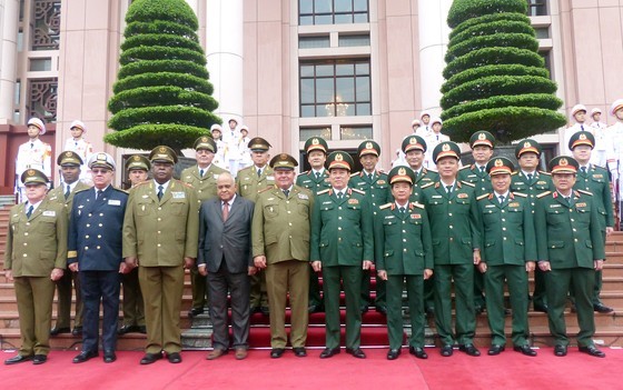 Vietnam, Cuba boost cooperation, experience sharing in political, military works ảnh 7 Vietnam, Cuba boost cooperation, experience sharing in political, military works ảnh 7