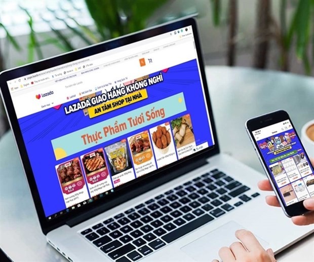 Vietnam's e-commerce market is forecast to see a fast and stable growth rate at double digits during 2016-2025. (Photo: tapchitaichinh.vn) Vietnam's e-commerce market is forecast to see a fast and stable growth rate at double digits during 2016-2025. (Photo: tapchitaichinh.vn)