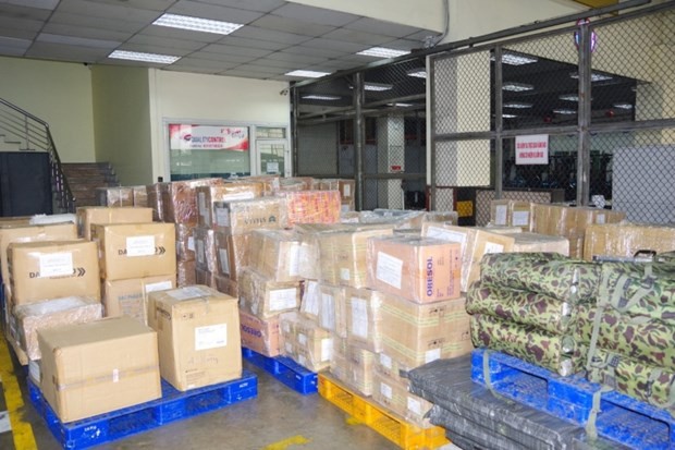 The 35 tons of cargo to serve the rescue work (Photo: VNA) The 35 tons of cargo to serve the rescue work (Photo: VNA)