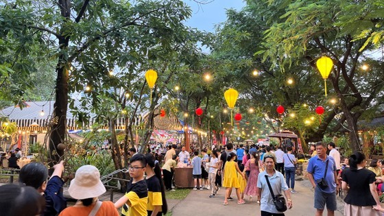 Van Thanh tourist area is one of destination for residents on holidays. Van Thanh tourist area is one of destination for residents on holidays.