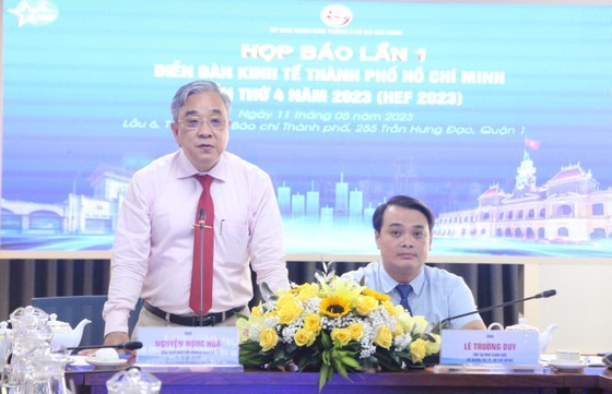Chairman of the Ho Chi Minh City Business Association Nguyen Ngoc Hoa speaks at the press conference. (Photo: Mai Hoa) Chairman of the Ho Chi Minh City Business Association Nguyen Ngoc Hoa speaks at the press conference. (Photo: Mai Hoa)