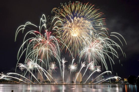 A fireworks performance at DIFF 2019 A fireworks performance at DIFF 2019