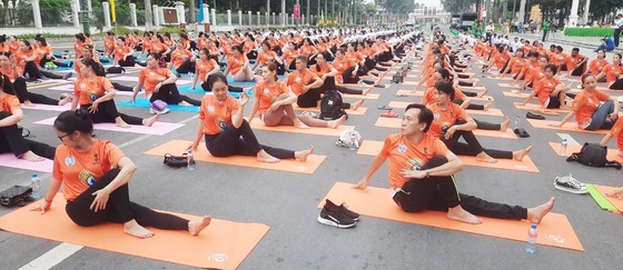 More than 500 yoga lovers join the Yoga International Day in 2023 in Dong Thap Province. More than 500 yoga lovers join the Yoga International Day in 2023 in Dong Thap Province.