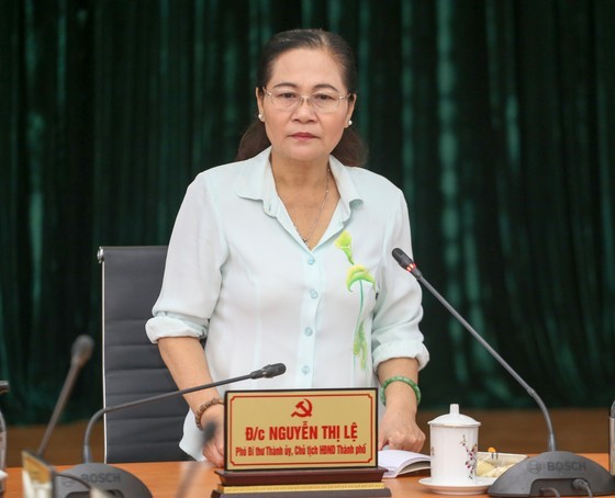 Chairwoman of the Ho Chi Minh City People's Council and Deputy Head of the Municipal Steering Committee for Anti-Corruption and Anti-Negativity Nguyen Thi Le speaks at the working session. (Photo: Thao Le) Chairwoman of the Ho Chi Minh City People's Council and Deputy Head of the Municipal Steering Committee for Anti-Corruption and Anti-Negativity Nguyen Thi Le speaks at the working session. (Photo: Thao Le)