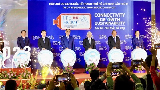 Delegates attend the opening ceremony of the ITE HCMC 2023 on the morning of September 7. (Photo: Hoang Hung) Delegates attend the opening ceremony of the ITE HCMC 2023 on the morning of September 7. (Photo: Hoang Hung)