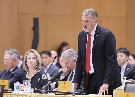 Foreign investors attend the conference. (Photo: Viet Chung)