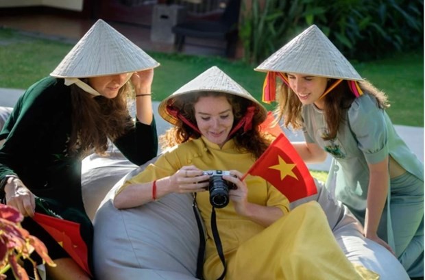 The second Vietnam International Photography Festival 2023 takes place in Binh Thuan from October 20-30 (Photo: nhandan.vn) The second Vietnam International Photography Festival 2023 takes place in Binh Thuan from October 20-30 (Photo: nhandan.vn)