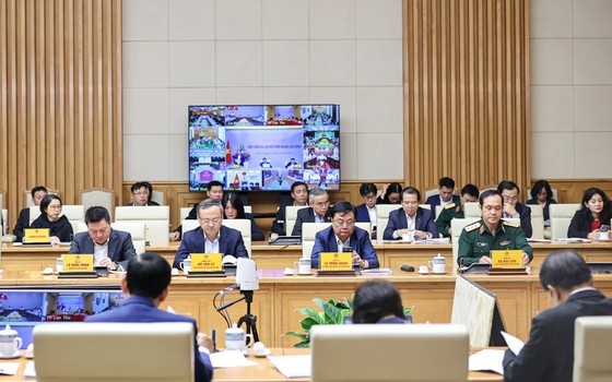 The delegates join the conference on November 15. (Photo: Viet Chung)