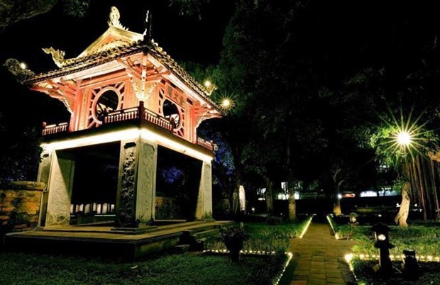 Van Mieu - Quoc Tu Giam at night (Photo: VNA)