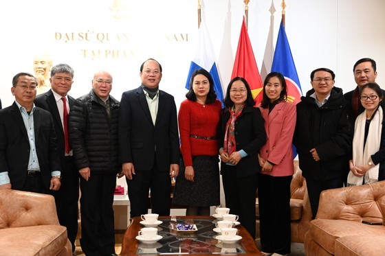 Members of the Ho Chi Minh City delegation pose a photo with officials and staff of the Vietnamese Embassy in Finland. Members of the Ho Chi Minh City delegation pose a photo with officials and staff of the Vietnamese Embassy in Finland.