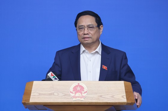 Prime Minister Pham Minh Chinh speaks at the conference.