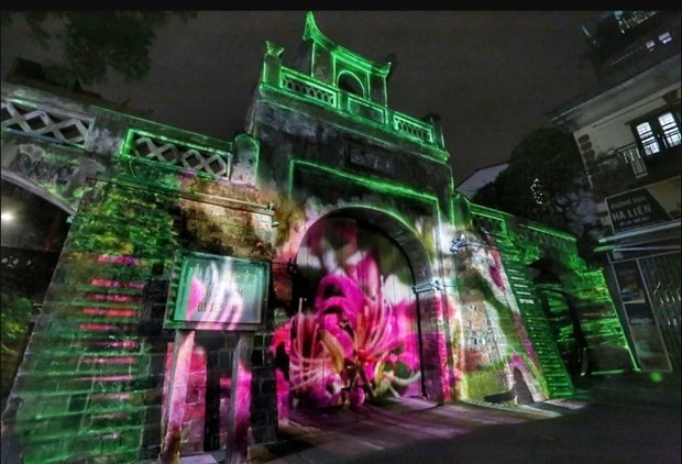 Hanoi has launched 15 night-tourism products to bring new, unique experiences to visitors. (Photo: VNA) Hanoi has launched 15 night-tourism products to bring new, unique experiences to visitors. (Photo: VNA)