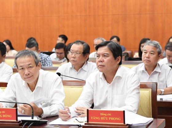 The delegates join the conference. (Photo: Viet Dung) The delegates join the conference. (Photo: Viet Dung)