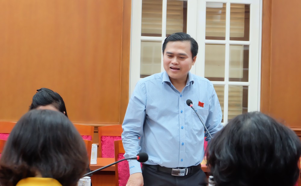 Head of the Culture and Society Commission under the Ho Chi Minh City People’s Council Cao Thanh Binh dscf4978-7797jpg-4118.jpg