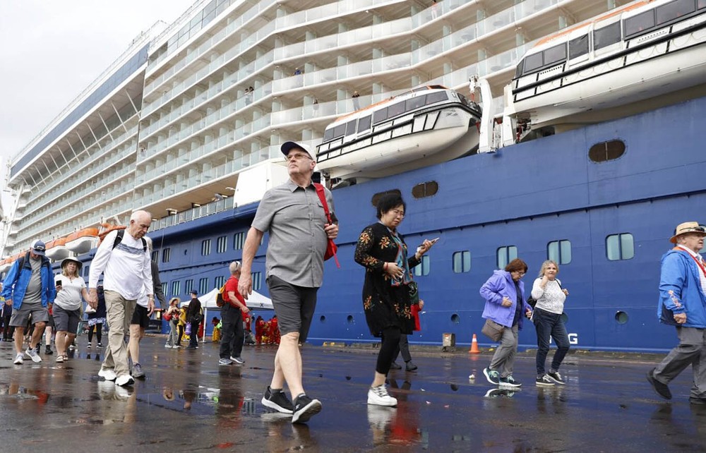 Celebrity Solstice cruise ship docks at Chan May Port in the Central province of Thua Thien-Hue. h7b-5535jpg-9574.jpg