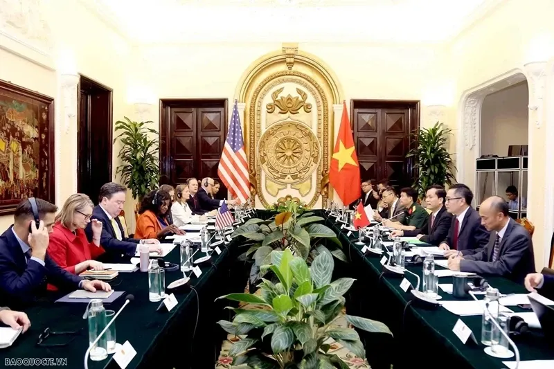 An overview of the 13th Vietnam-US Political, Security, and Defence Dialogue. (Photo: baoquocte.vn) VN.jpg