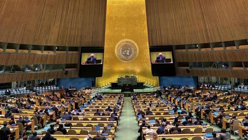 The United Nations (UN) General Assembly on March 4 adopted a resolution commemorating the 80th anniversary of the end of World War II. (Photo: VNA) dai-hoi-dong-lien-hop-quoc.jpg