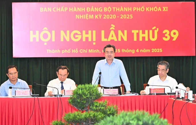 Mr. Nguyen Thanh Nghi, member of the Party Central Committee and Standing Deputy Secretary of the Ho Chi Minh City Party Committee serves as the Standing Deputy Head of the Steering Committee for Reorganizing Administrative Units. (Photo: SGGP/ Viet Dung) cd2b7ca9856c36326f7d-6613-1334.jpg