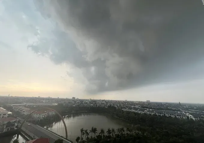 In May, the entire country experience heavy rainfall events. img-9319-2632-4788.jpeg