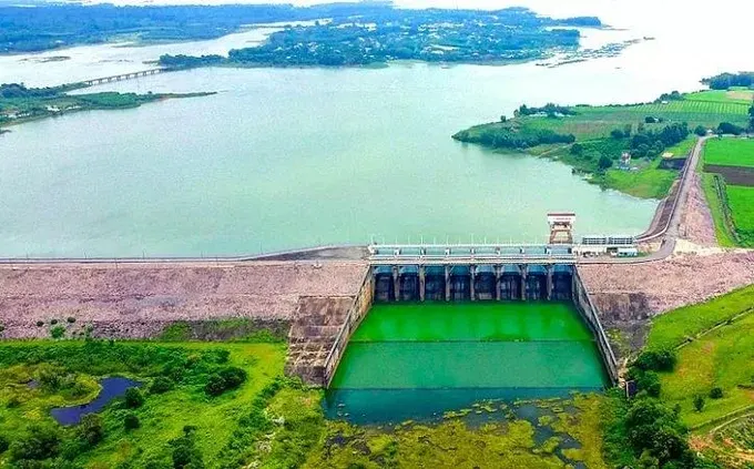 Tri An Hydropower Plant, located in Dong Nai Province, seen from above. (Photo: Industry and Trade Newspaper) img-9435-9566-4522.jpg