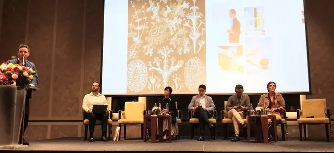 Speakers from both France and Vietnam are sharing their experiences. (Photo: SGGP/ Do Van) img-20250607-1830512-3570-5193.jpg