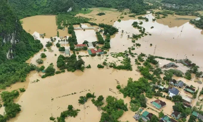 Nghe An residents are suffering from a historic flood following storm Wipha. img-0732-1056-7189.jpeg