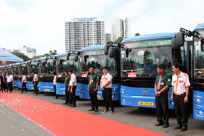 Ho Chi Minh City will have 613 EV buses in total. (Photo: SGGP/ Quoc Hung) 31c-9104-4870.jpg